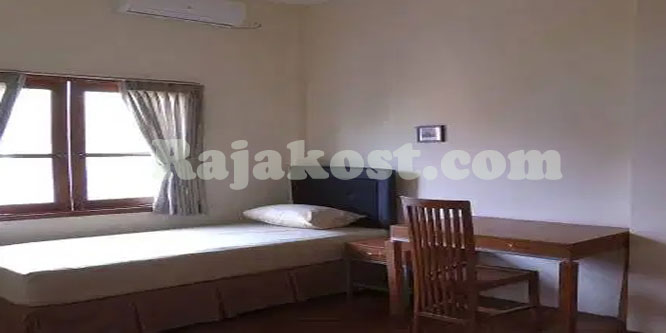 Foto utama Kost Omah Tentrem di Jl. Kompleks Kejaksaan Agung Blok J 25