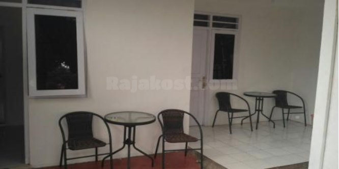 Foto 4 dari kost Rumah Kost Nadine Pisangan Baru Matraman Jakarta Timur